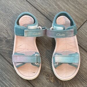 Clarks girls sandals